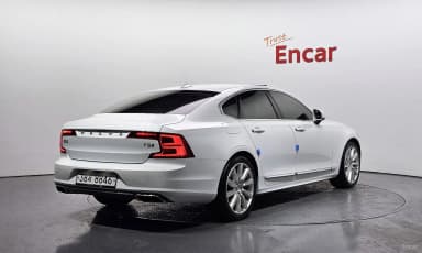 S90