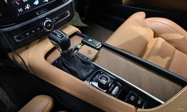 S90