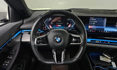 5 Series (G60)