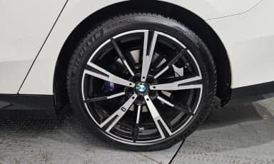 5 Series (G60)