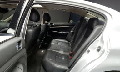 G37