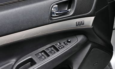 G37
