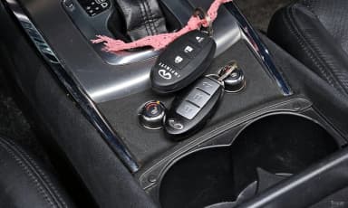 G37