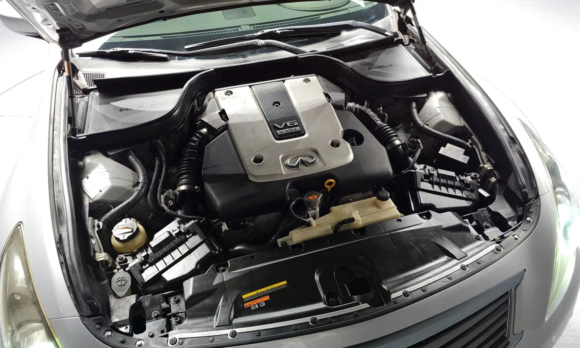 G37