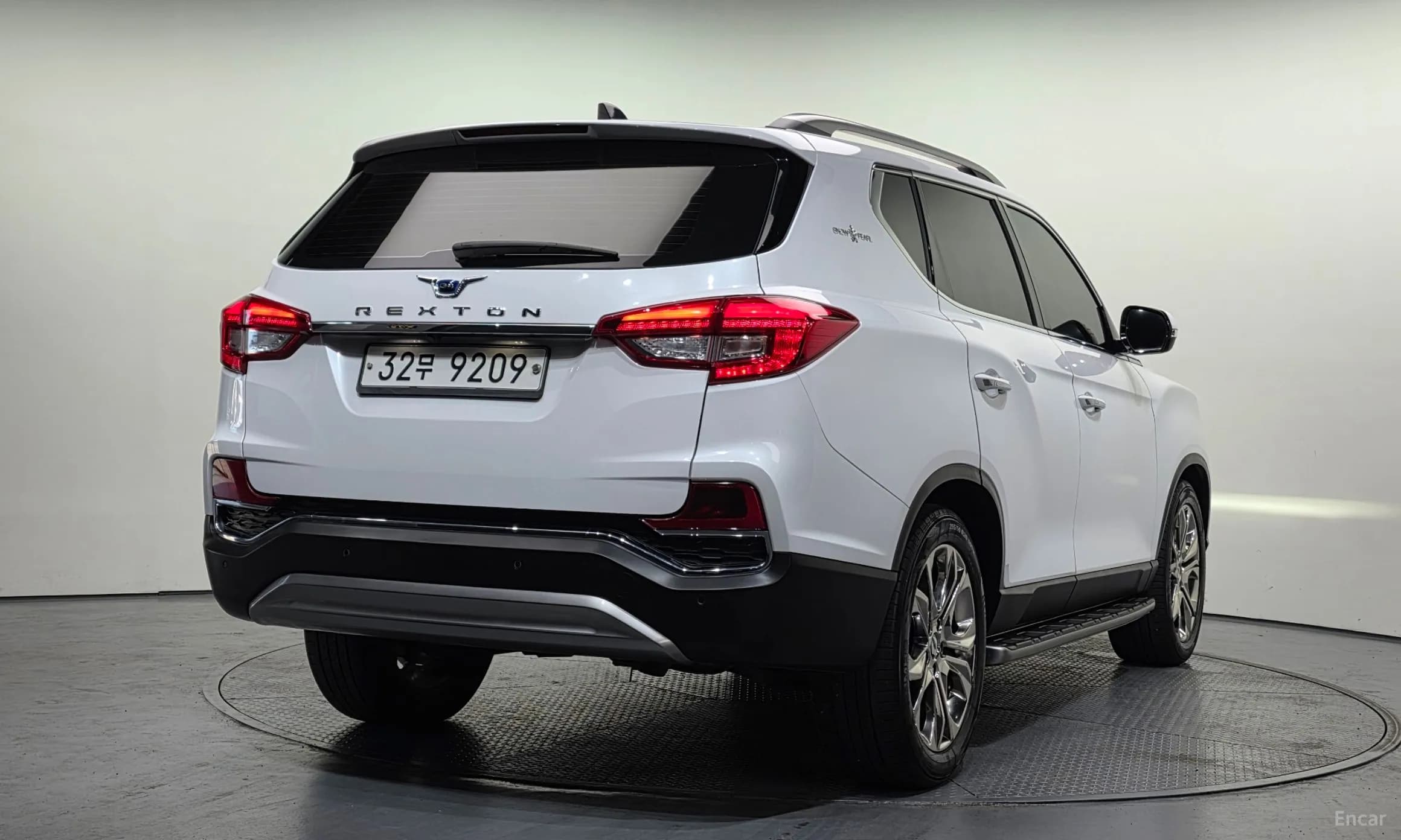 G4 Rexton