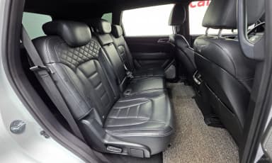 G4 Rexton