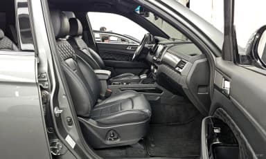 G4 Rexton