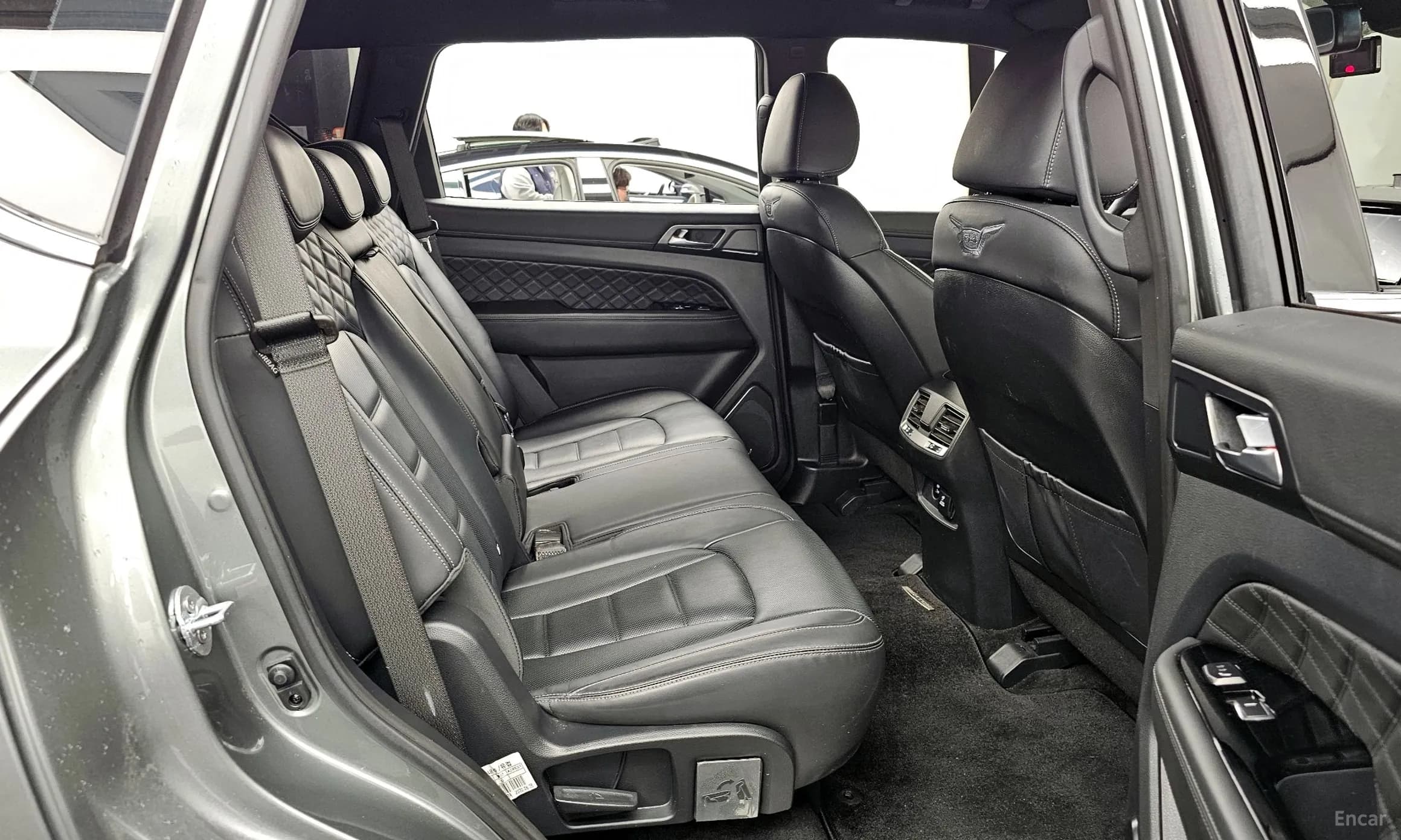 G4 Rexton