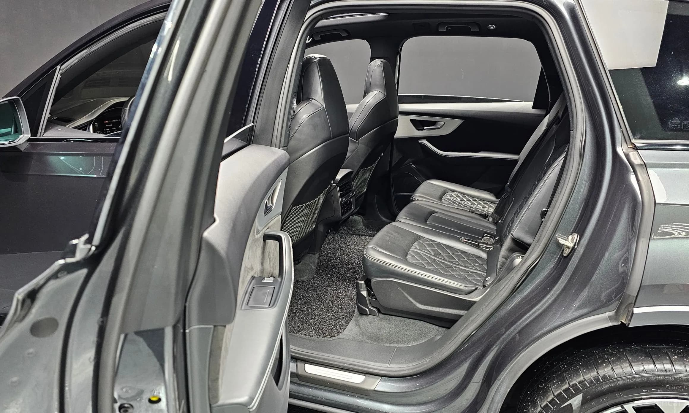 Q7 (4M)