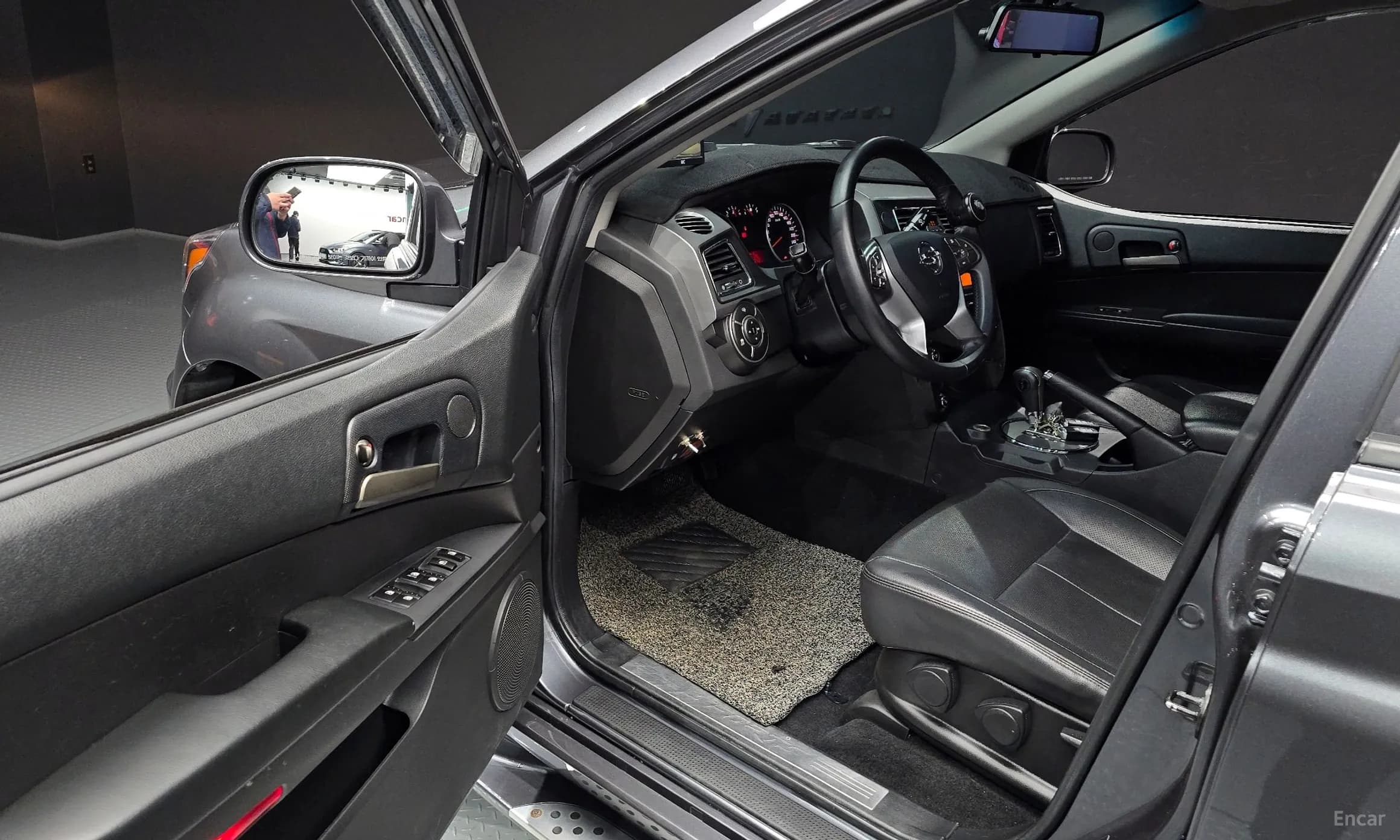 Korando Sports