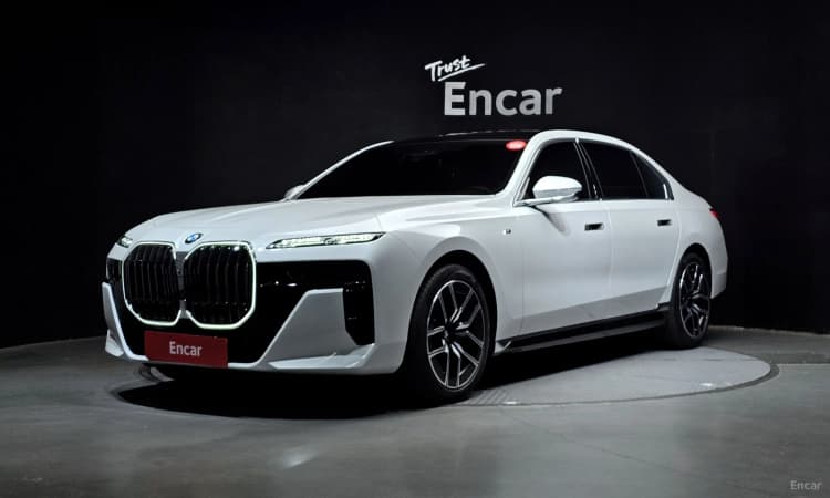 7 Series (G70)