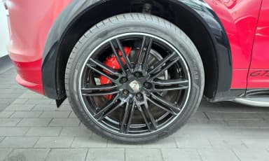 New Cayenne