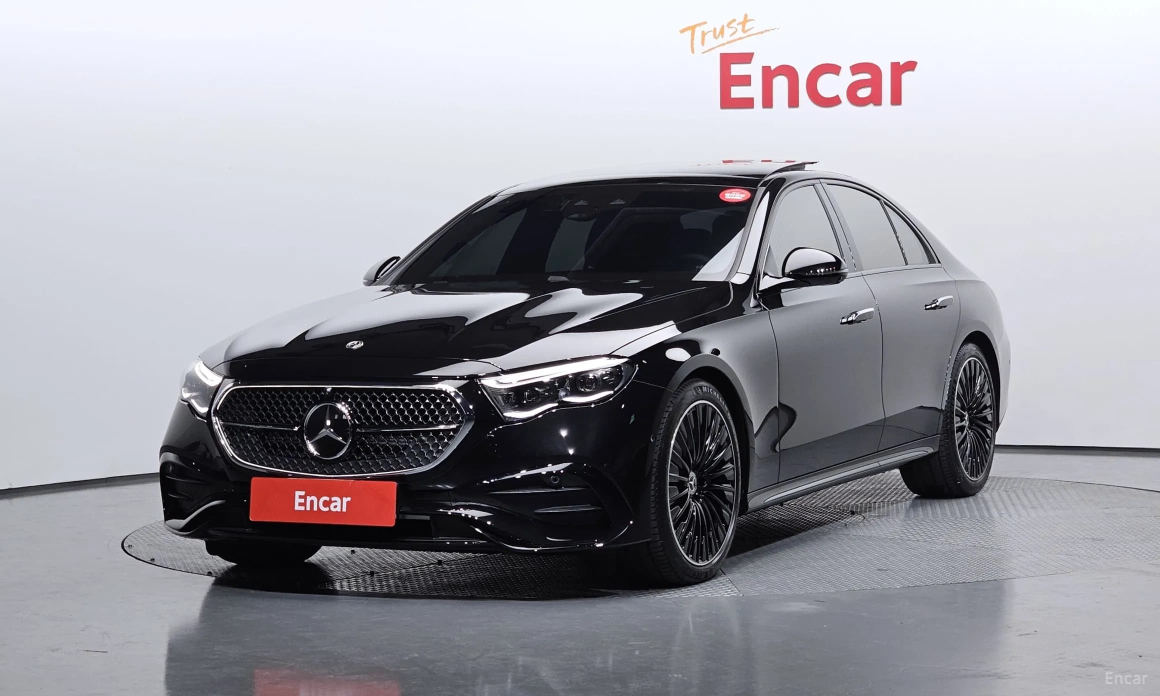 E-Class W214
