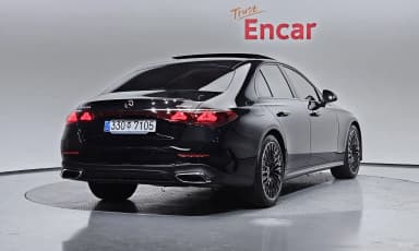 E-Class W214