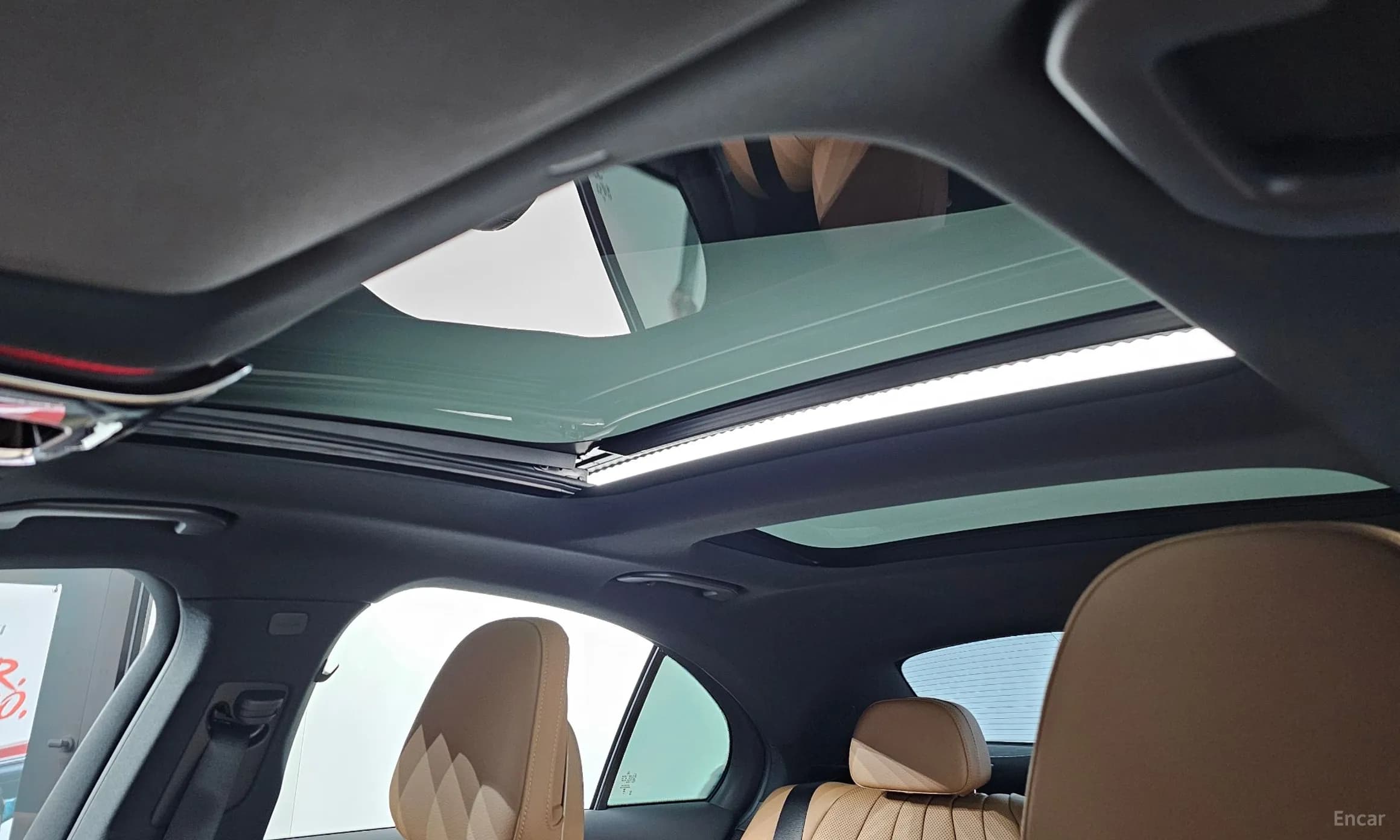 E-Class W214