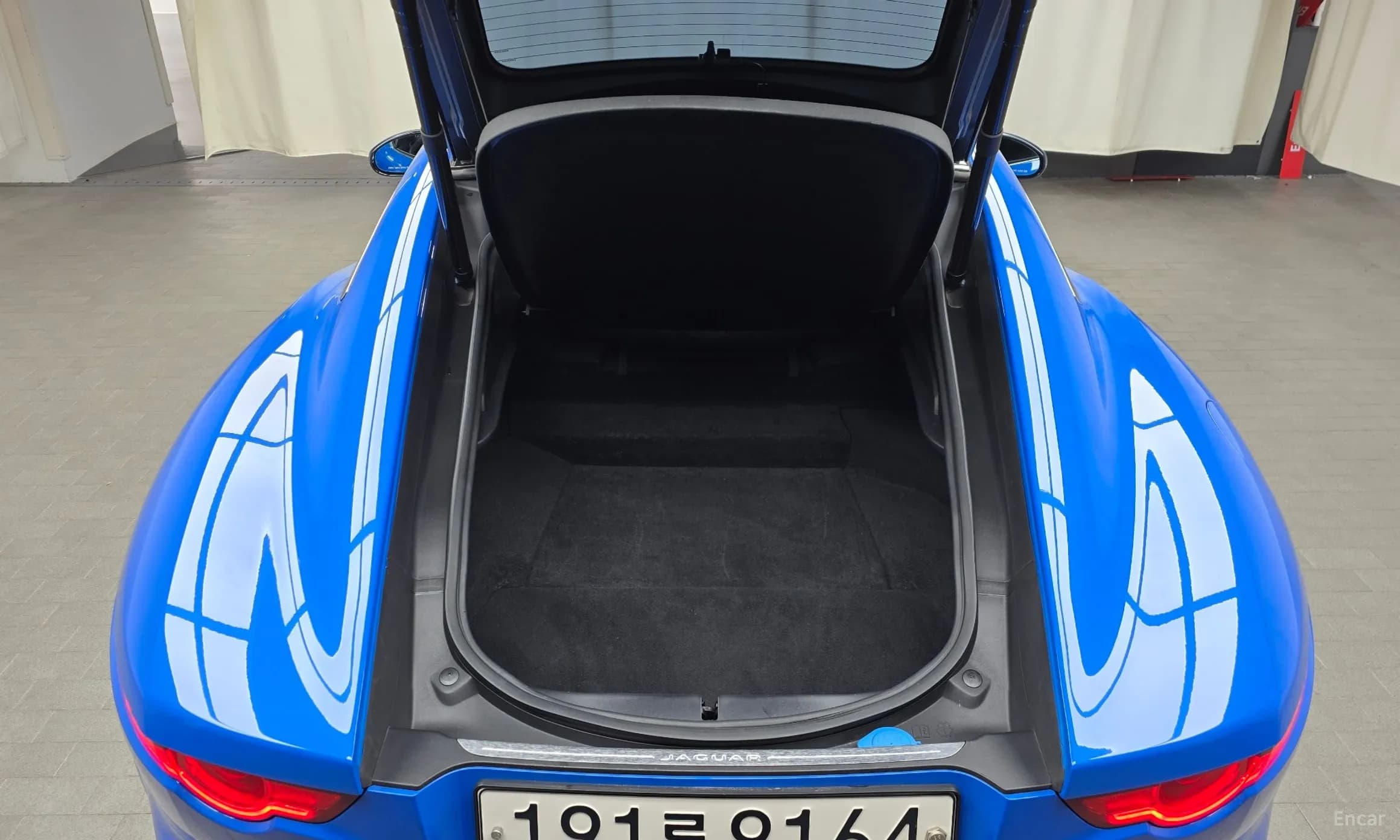 F-TYPE