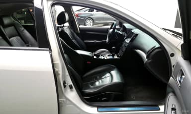 G37