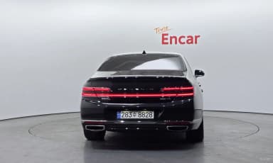 G90