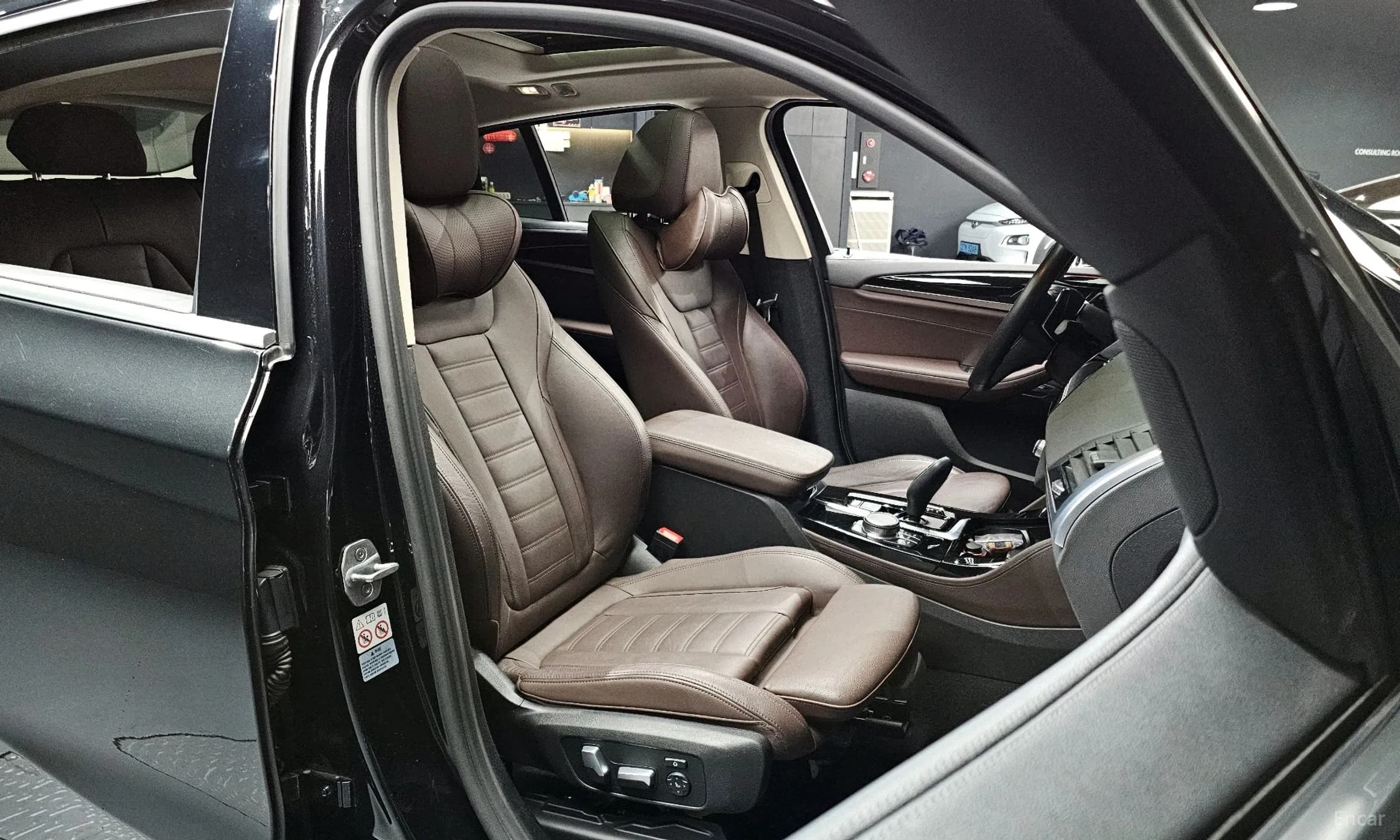 X4 (G02)