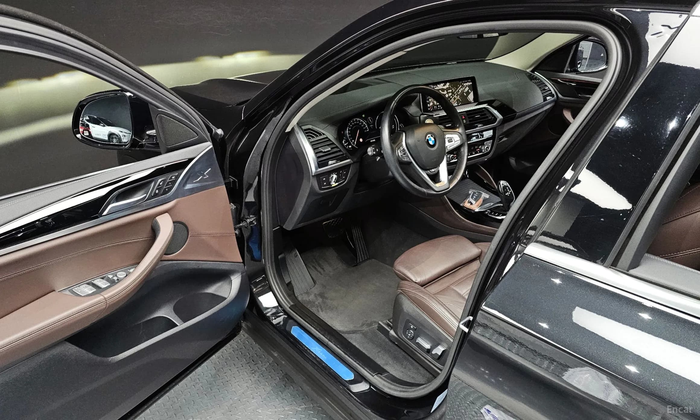 X4 (G02)