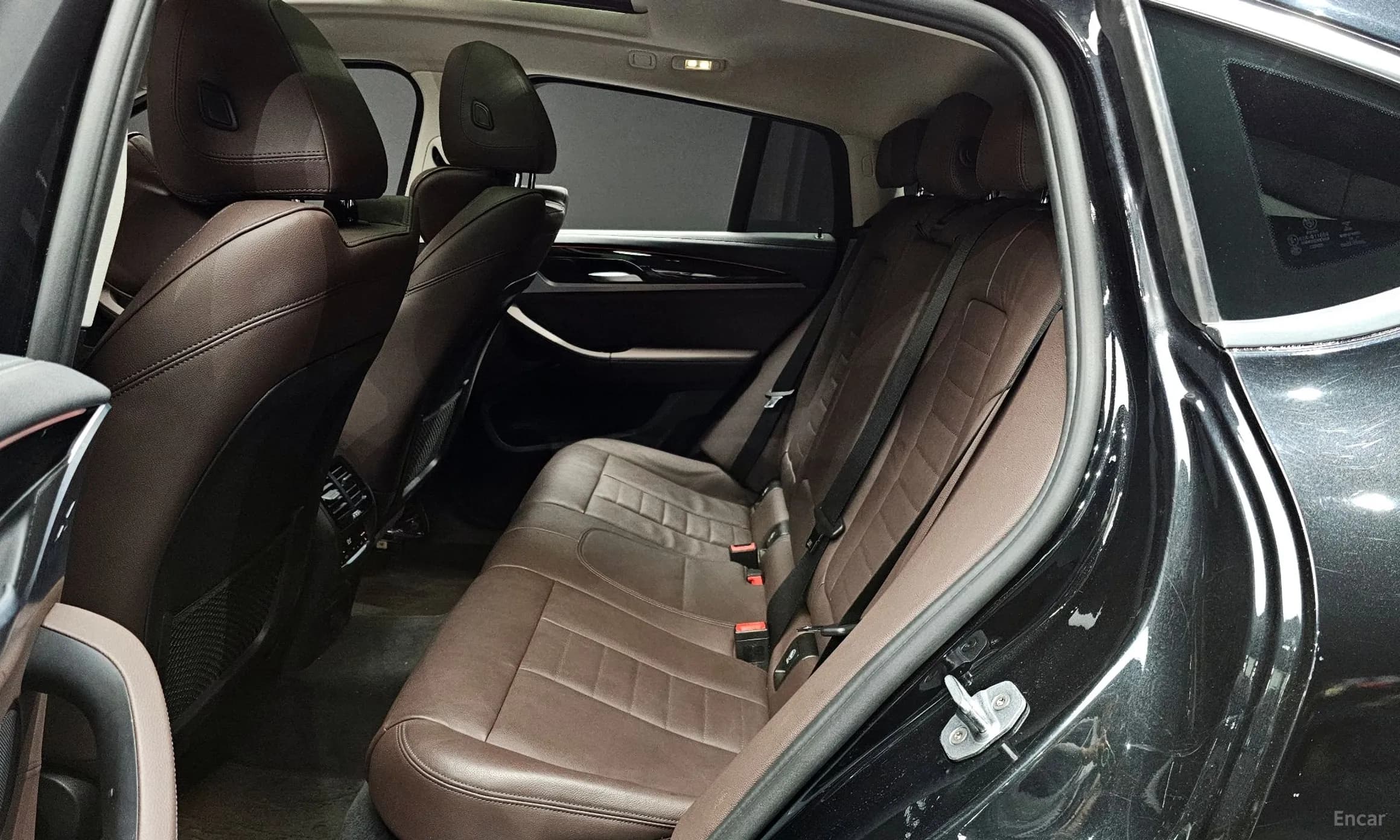 X4 (G02)