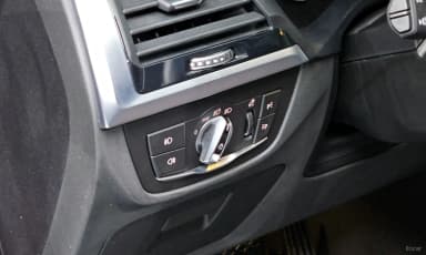 X4 (G02)