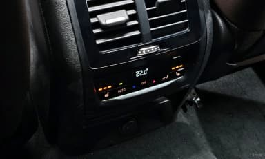 X4 (G02)