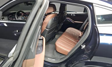 X6 (G06)