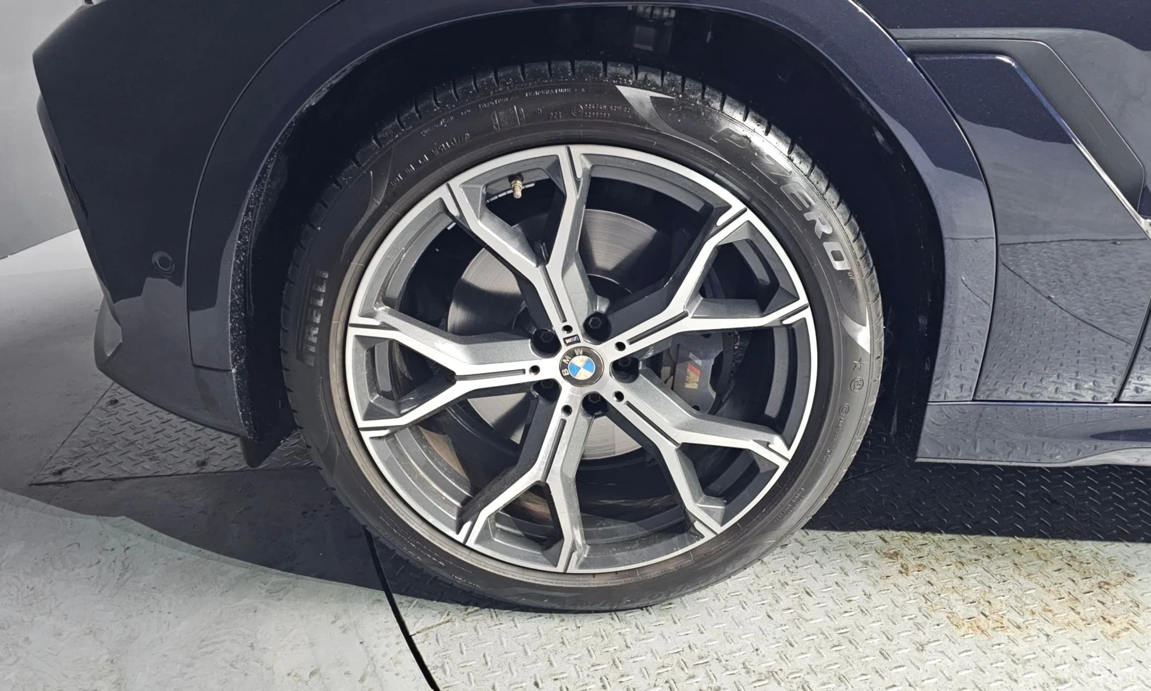 X6 (G06)
