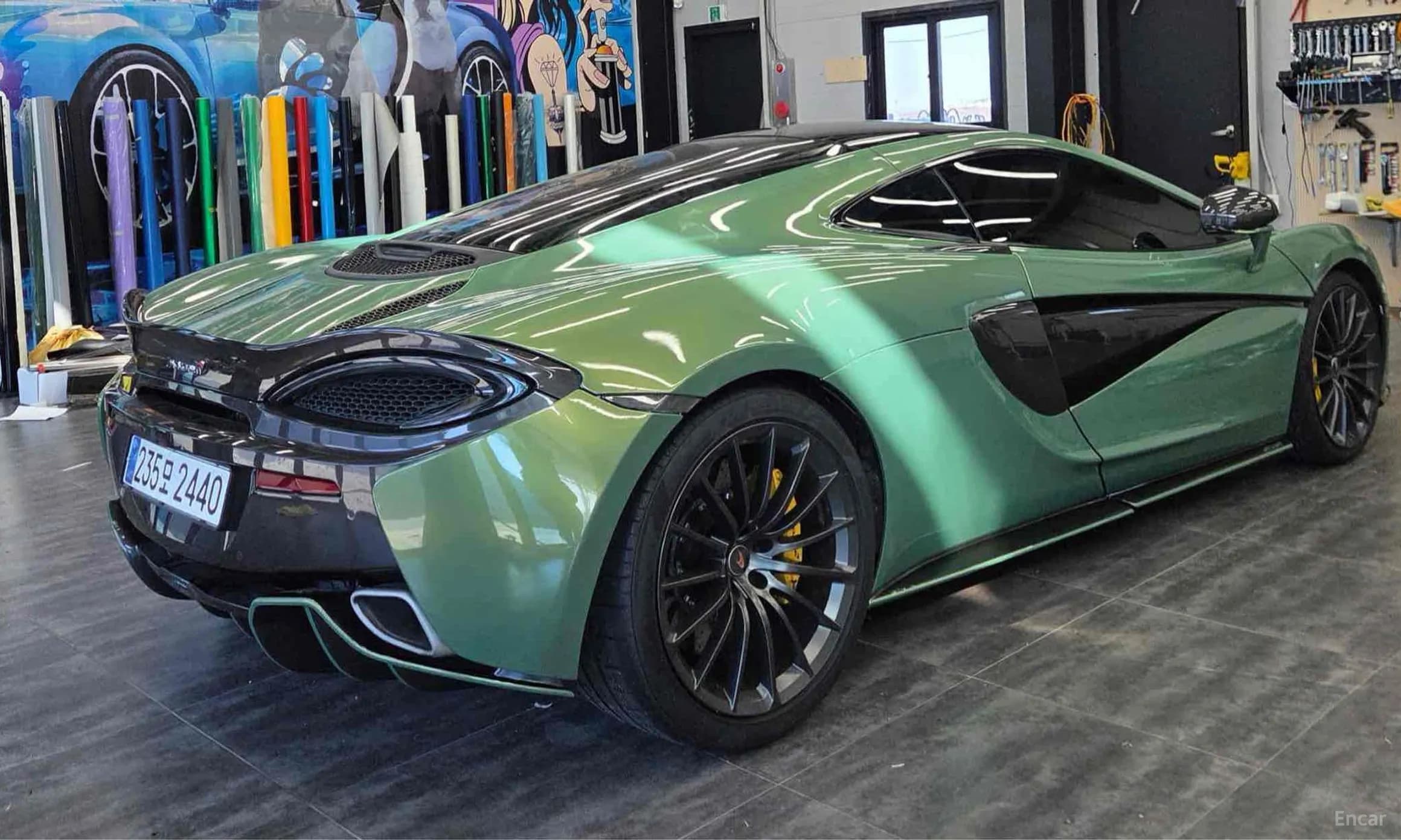 570GT