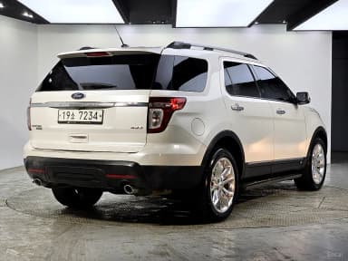 Explorer