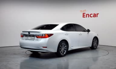 New ES300h