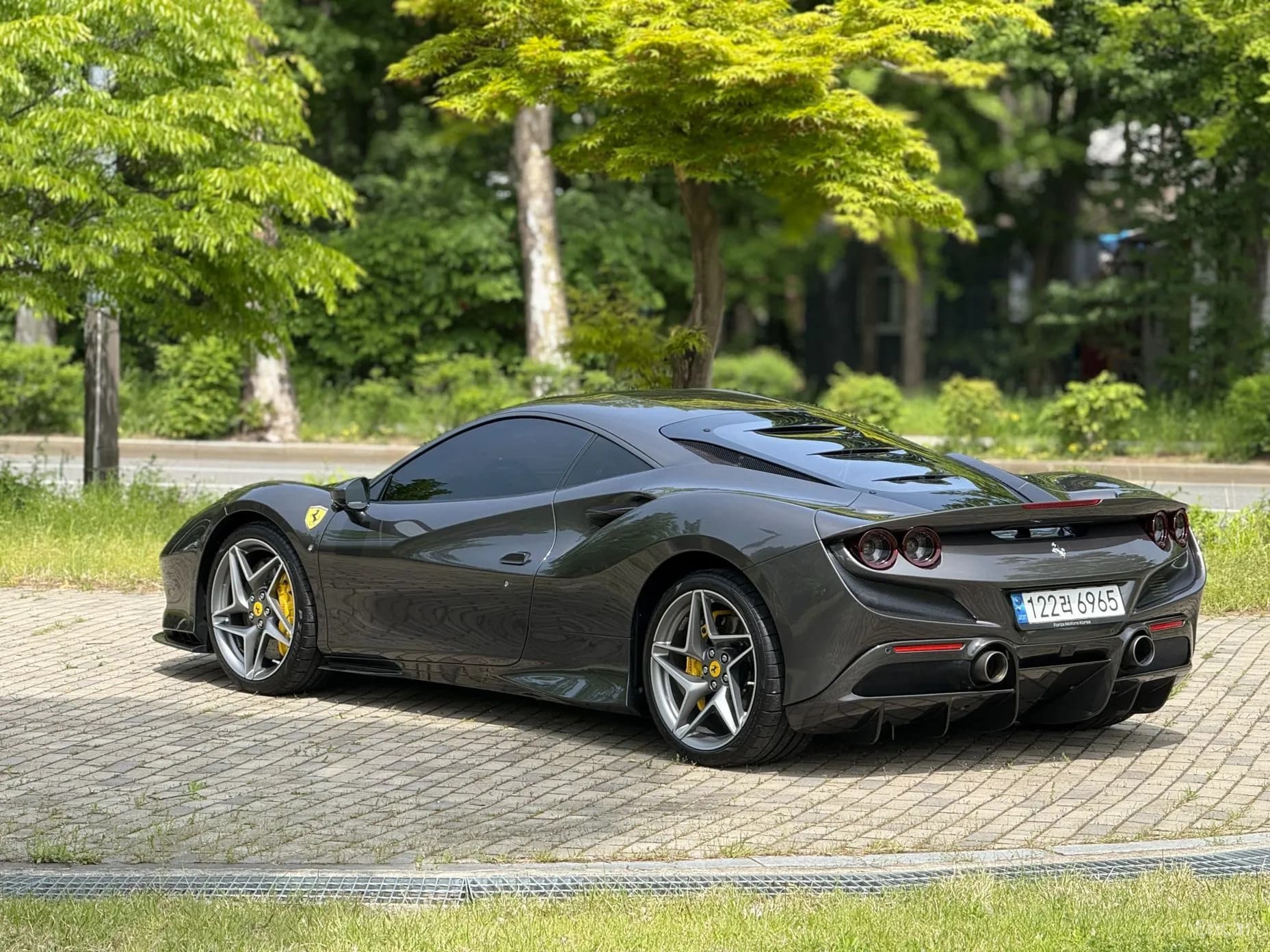 F8 Tributo