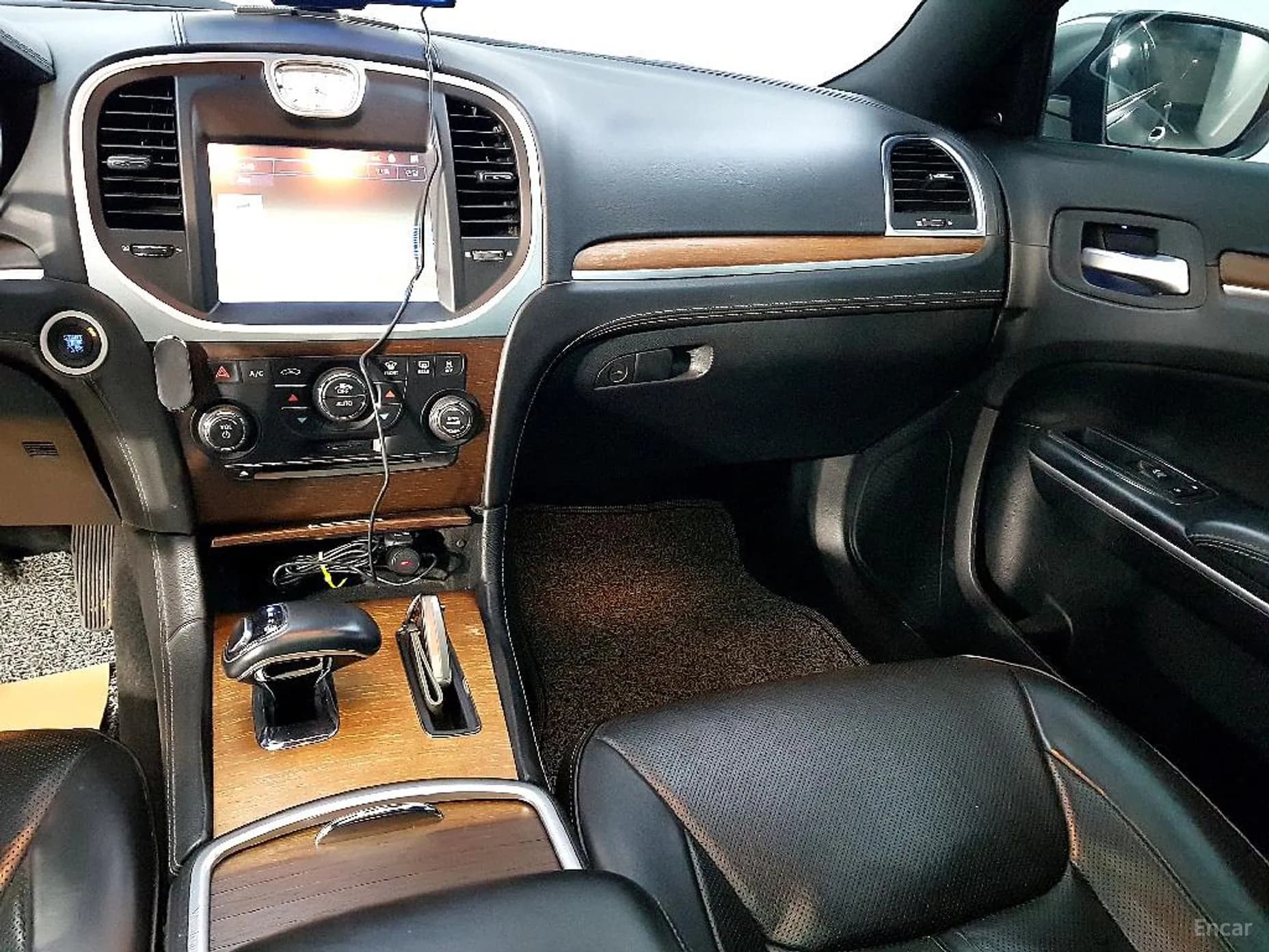 The New 300C