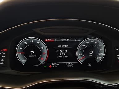 Q7 (4M)