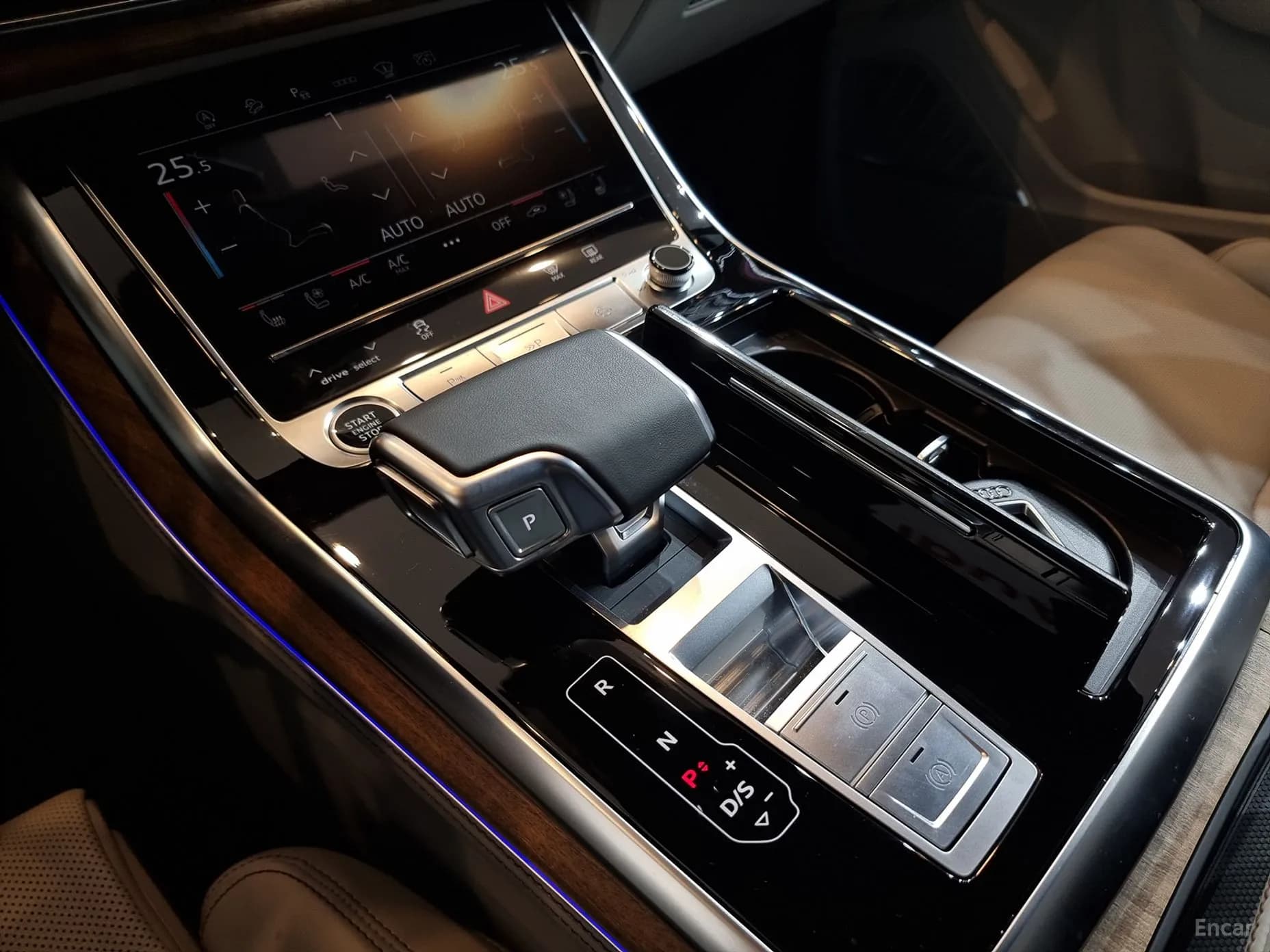 Q7 (4M)