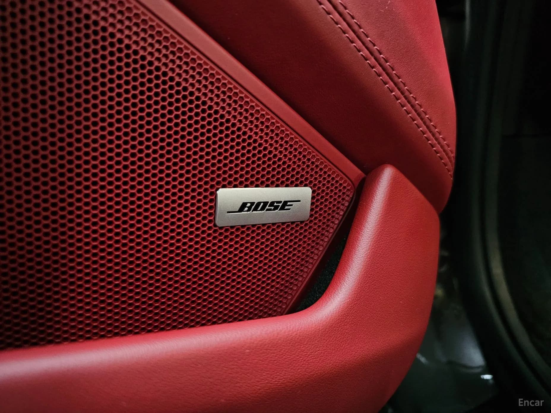 911 (992)