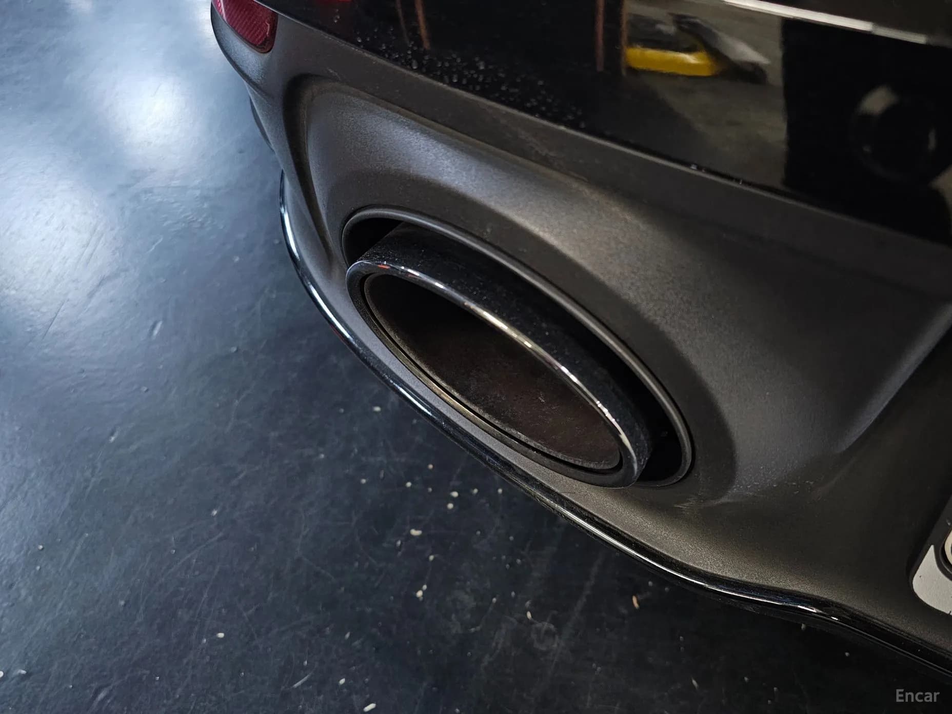 911 (992)