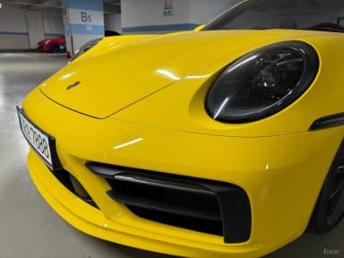 911 (992)