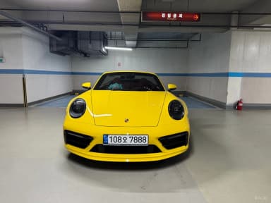 911 (992)