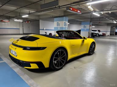 911 (992)