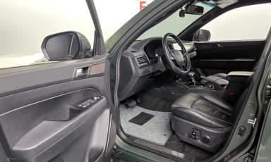 Rexton Sports Khan
