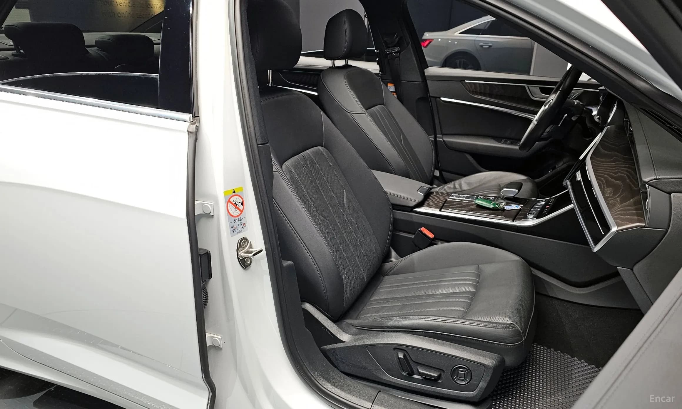 A6 (C8)
