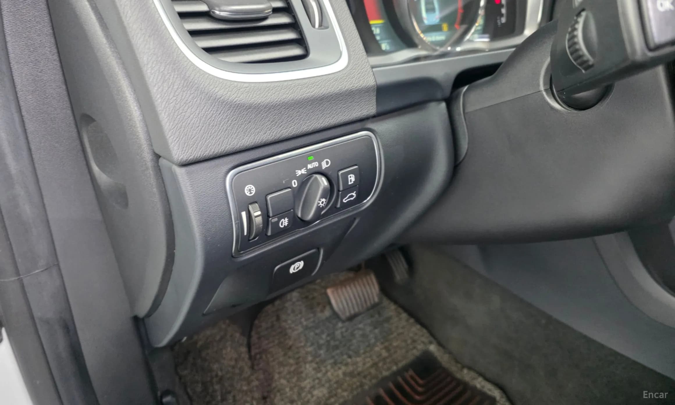 S60