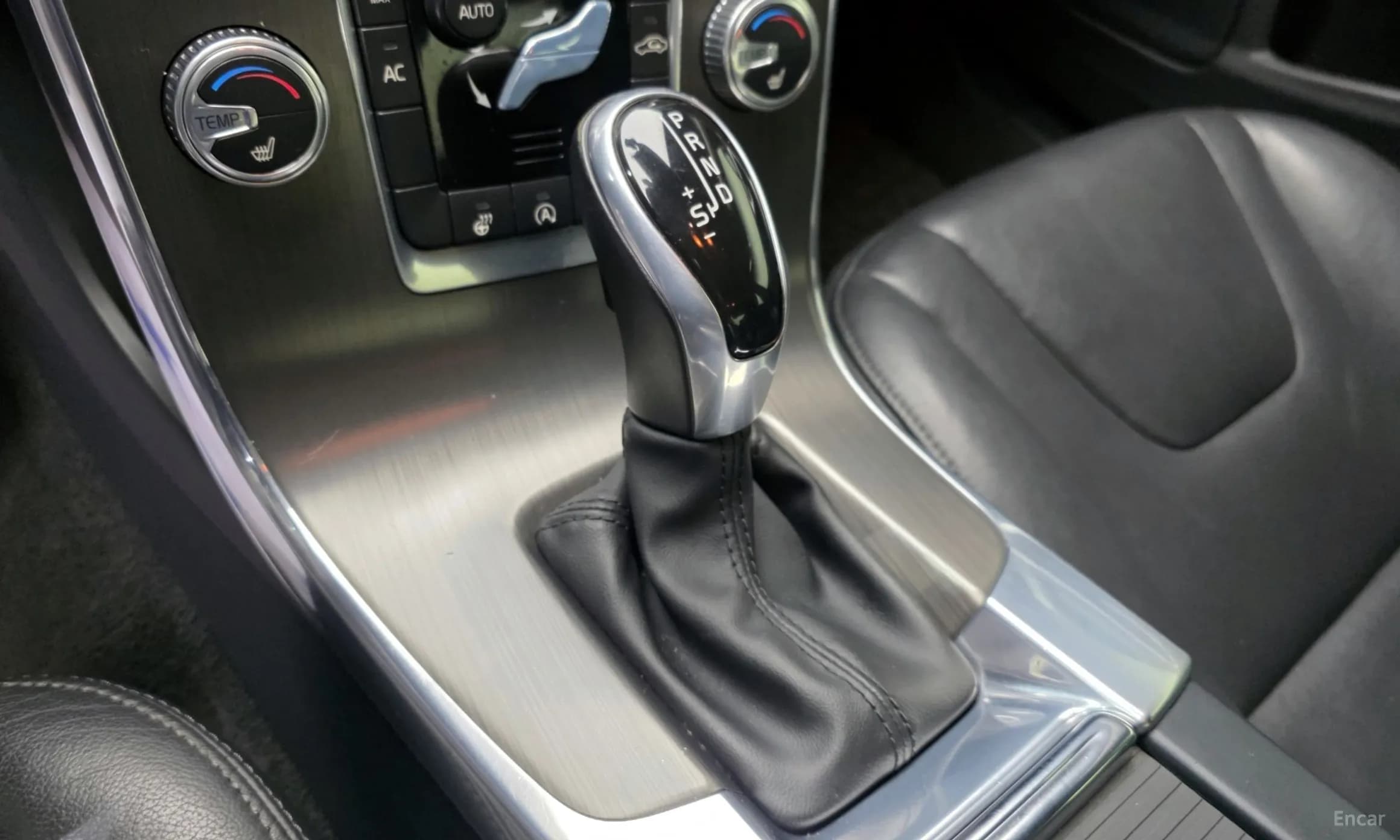 S60