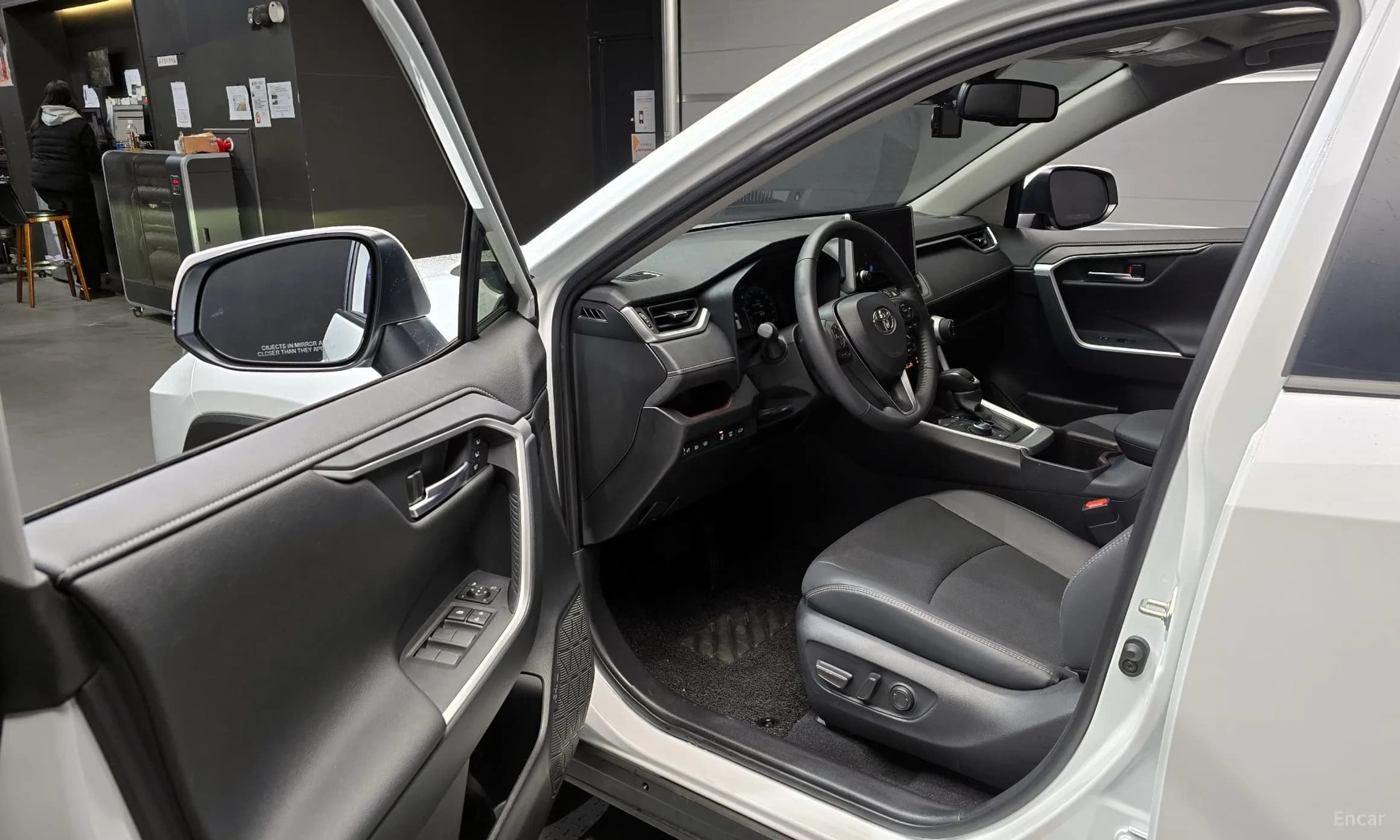 RAV4 5th Generation