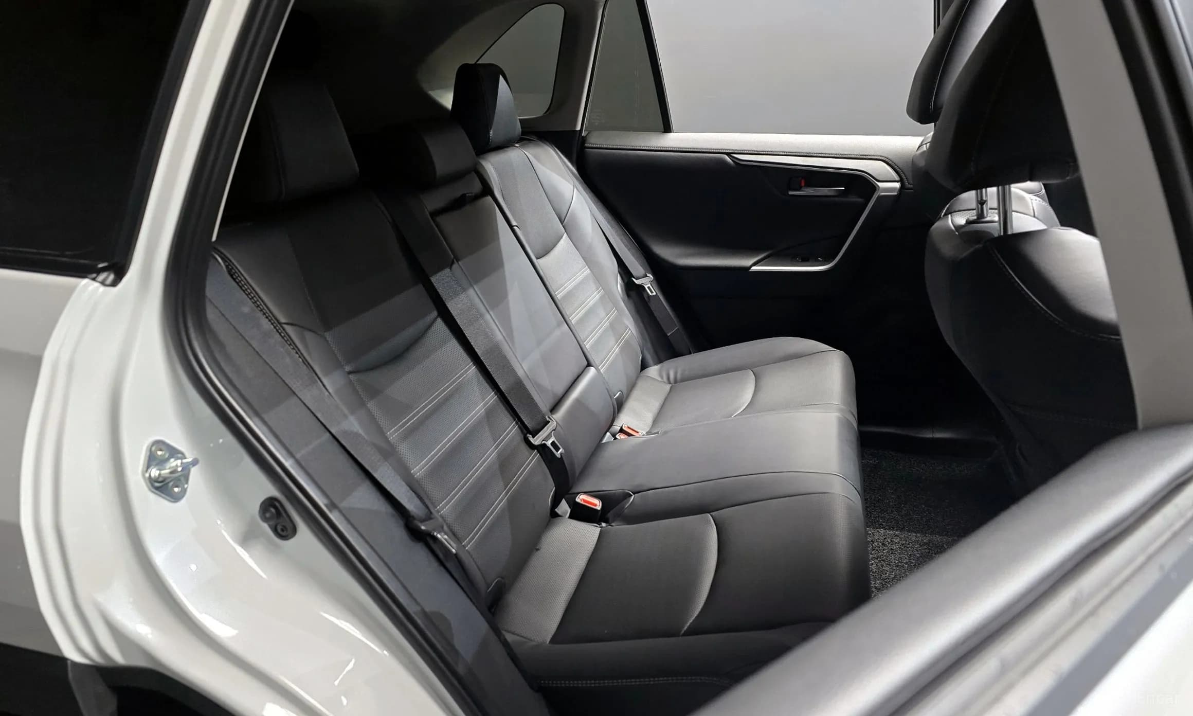 RAV4 5th Generation