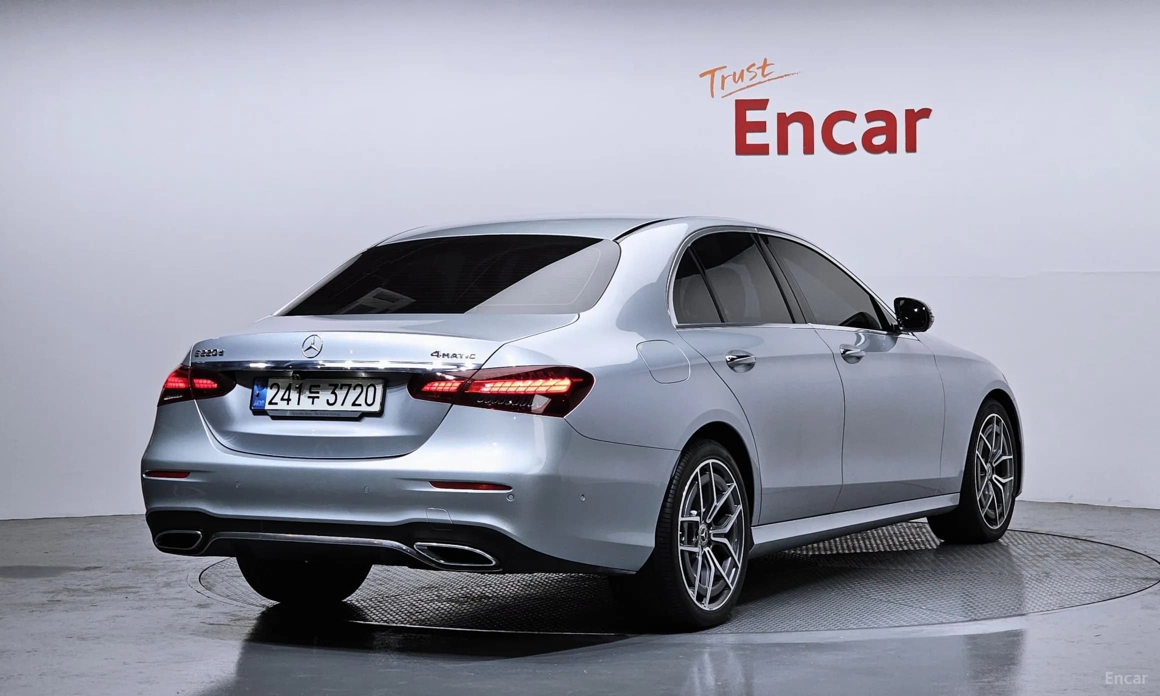 E-Class W213