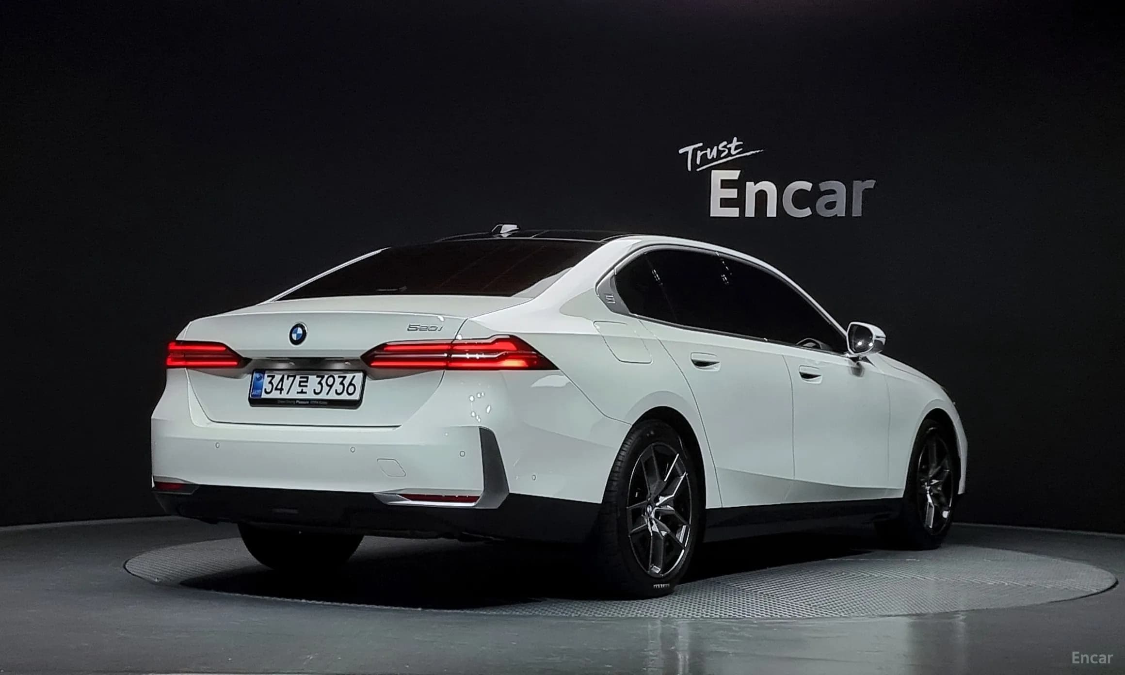 5 Series (G60)