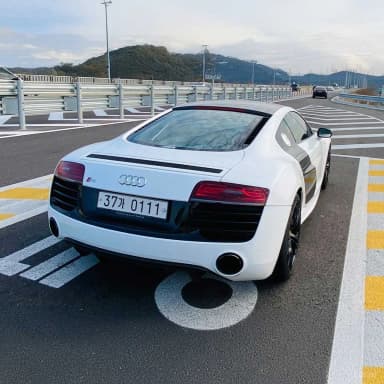 R8